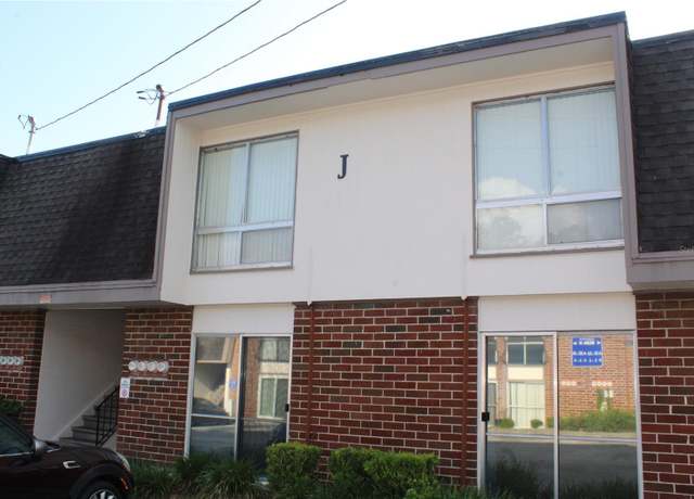 Property at 1700 SW 16th Ct Unit J21, Gainesville, FL 32608, 2 beds, 1 bath