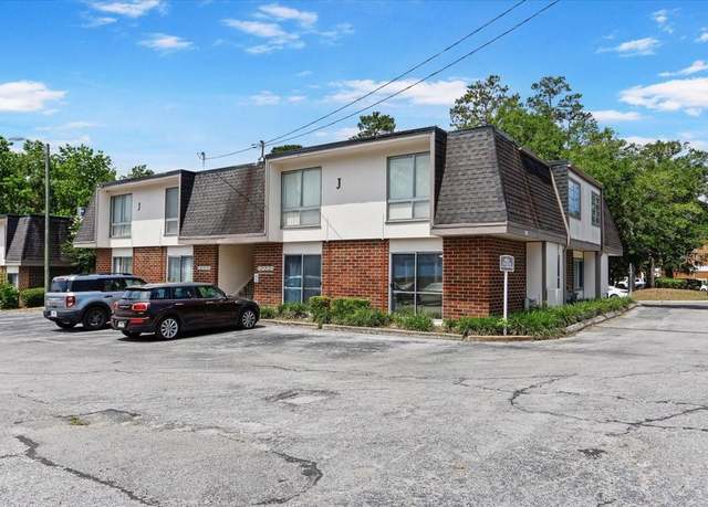 Property at 1700 SW 16th Ct Unit J21, Gainesville, FL 32608, 2 beds, 1 bath