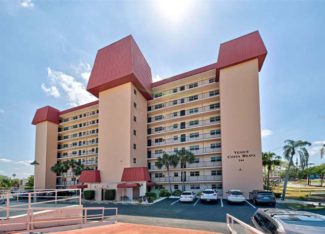 Property at 244 Saint Augustine Ave #104, Venice, FL 34285, 1 bed, 1 bath