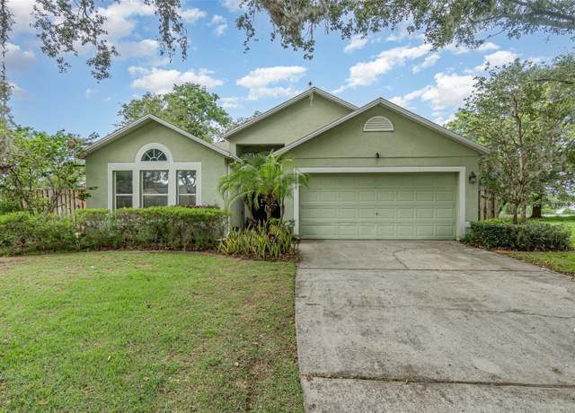 Property at 16103 Denham Ct, Clermont, FL 34711, 4 beds, 2 baths