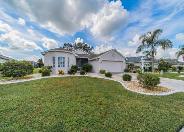Property at 1117 Villeroy Dr, Sun City Center, FL 33573, 2 beds, 2 baths