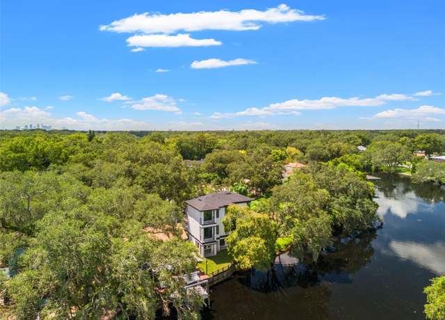 Property at 321 W Hanlon St, Tampa, FL 33604, 4 beds, 3 baths