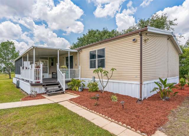 Property at 14911 Valencia Tree Ln, Wimauma, FL 33598, 8 beds, 4 baths