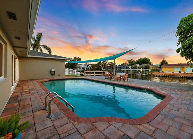 Property at 3912 Doral Dr, Tampa, FL 33634, 3 beds, 2.5 baths