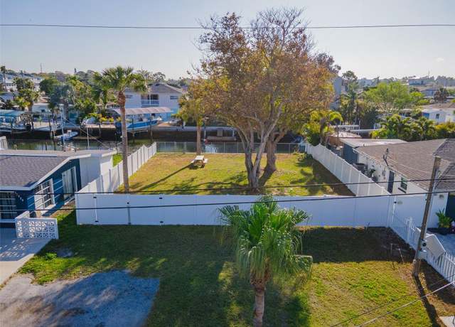Property at 13916 Berkowitz Ave, Hudson, FL 34667