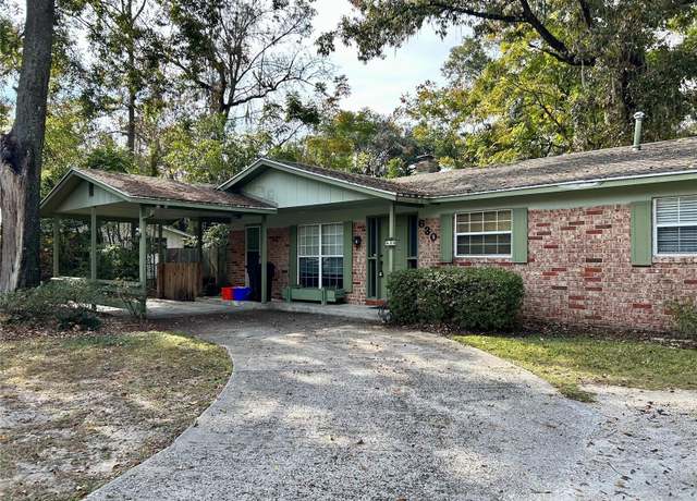 Property at 630 NW 34th St, Gainesville, FL 32607, 4 beds, 3 baths