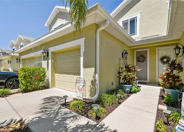 Property at 521 Harbor Ridge Dr, Palm Harbor, FL 34683, 2 beds, 2.5 baths