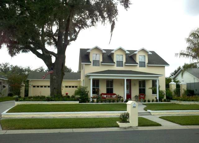 Property at 4425 Merrick Run Ln, Valrico, FL 33596, 4 beds, 3.5 baths