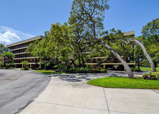 Property at 1934 Golfview Dr #1934, Tarpon Springs, FL 34689, 2 beds, 2 baths