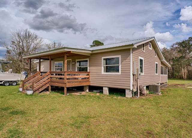Property at 19019 N SR 121, Gainesville, FL 32653, 3 beds, 2 baths