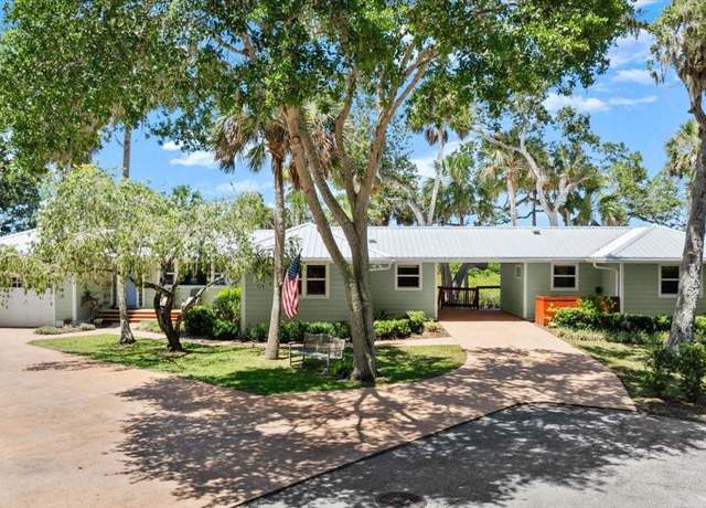 Property at 101 Azalea Cir, New Smyrna Beach, FL 32168, 3 beds, 3 baths