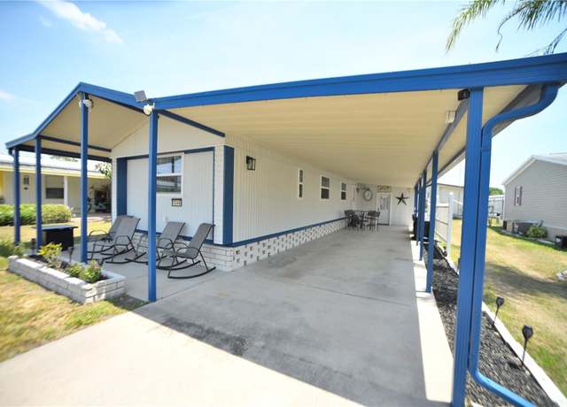 Property at 5248 Antigua Dr, Zephyrhills, FL 33541, 2 beds, 2 baths