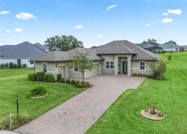Property at 5159 Greens Dr, Lady Lake, FL 32159, 3 beds, 2 baths