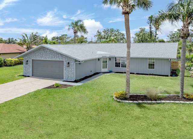 Property at 120 Hourglass Dr, Venice, FL 34293, 3 beds, 2 baths