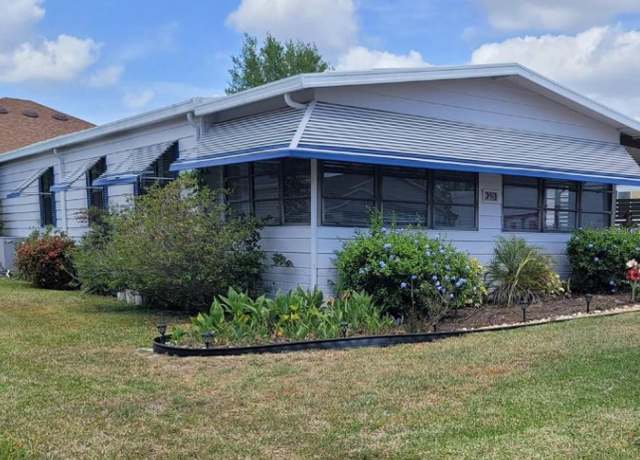 Property at 741 Truman Ave, Lady Lake, FL 32159, 2 beds, 2 baths