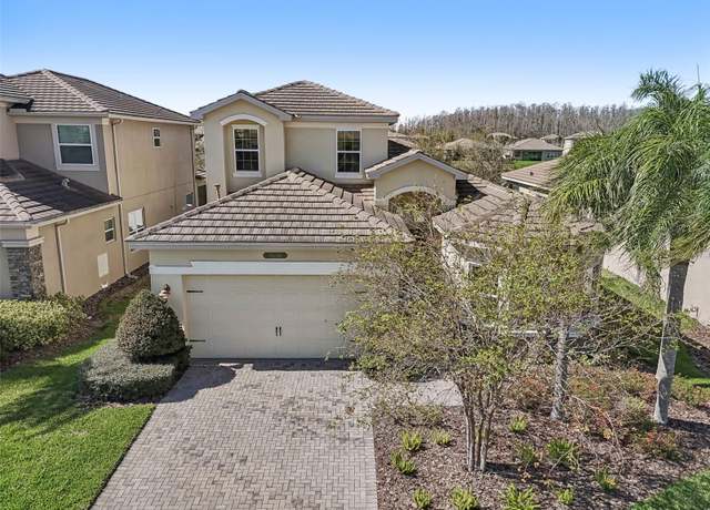 Property at 30280 Southernwood Ct, Wesley Chapel, FL 33543, 4 beds, 3.5 baths