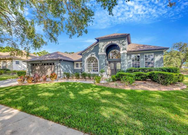 Property at 5212 Twin Creeks Dr, Valrico, FL 33596, 5 beds, 3 baths