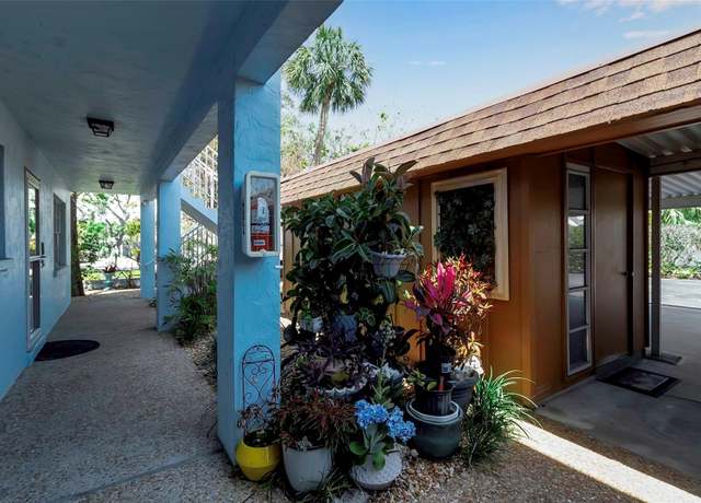 Property at 4307 Gulf Dr #109, Holmes Beach, FL 34217, 2 beds, 2 baths