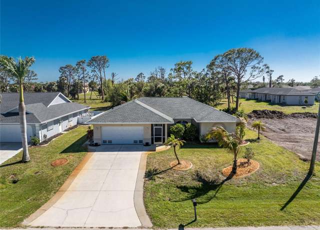 Property at 51 Mark Twain Ln, Rotonda West, FL 33947, 3 beds, 2 baths