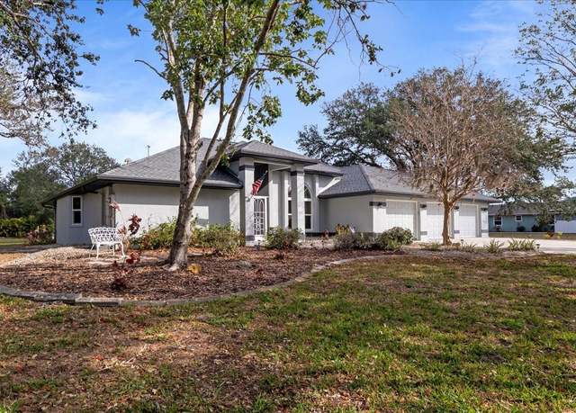 Property at 2537 Northway Dr, Venice, FL 34292, 4 beds, 2 baths