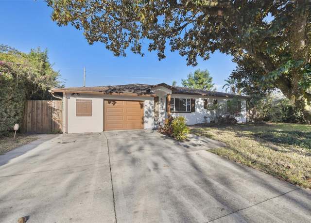 Property at 4249 Kendrick Rd, Orlando, FL 32804, 3 beds, 2 baths