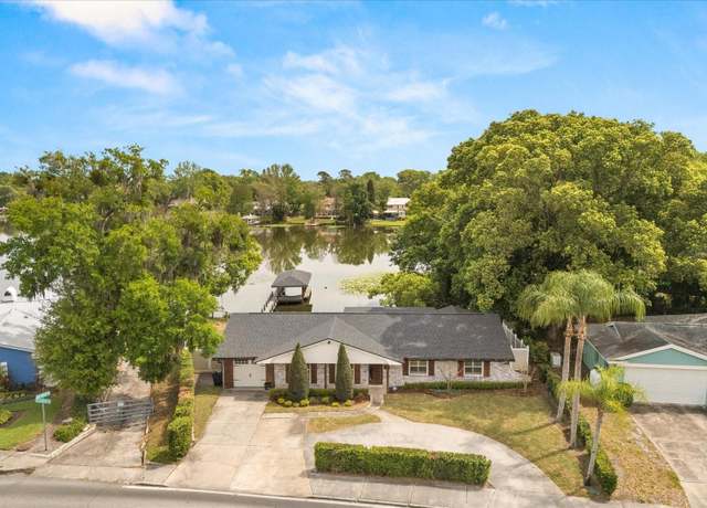 Property at 201 Cedarwood Dr, Maitland, FL 32751, 3 beds, 2 baths