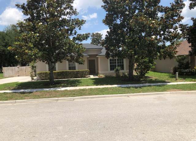 Property at 2555 Palmetto Ridge Cir, Apopka, FL 32712, 4 beds, 2 baths