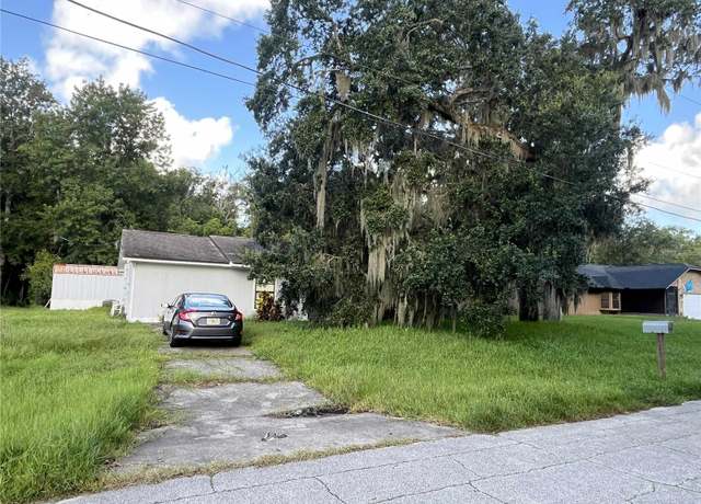 Property at 3426 Silver Palm Dr, Edgewater, FL 32141, 3 beds, 2.5 baths