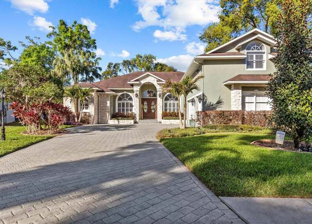 Property at 2309 Valrico Forest Dr, Valrico, FL 33594, 5 beds, 4 baths