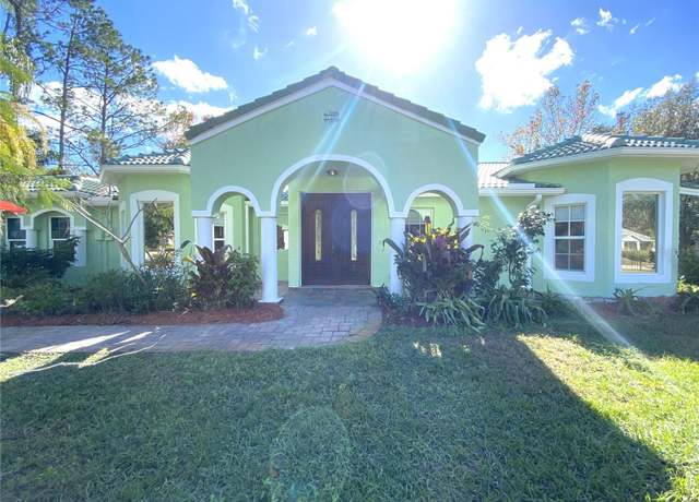 Property at 27752 Ravens Brook Rd, Wesley Chapel, FL 33544, 4 beds, 3 baths