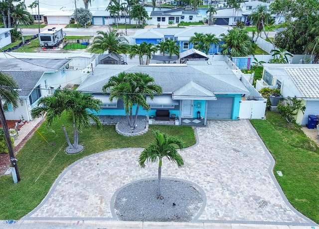 Property at 725 Sunset Cv, Madeira Beach, FL 33708, 3 beds, 1 bath