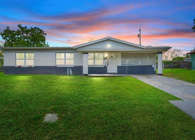 Property at 1612 W Grant St, Orlando, FL 32805, 4 beds, 2 baths