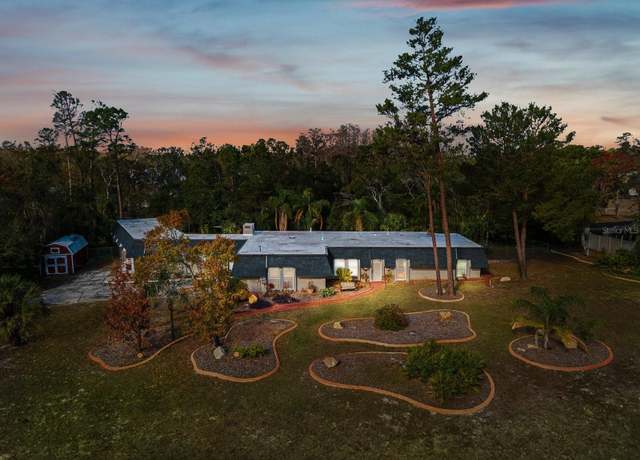 Property at 7815 Tanglewood Dr, New Port Richey, FL 34654, 5 beds, 4 baths