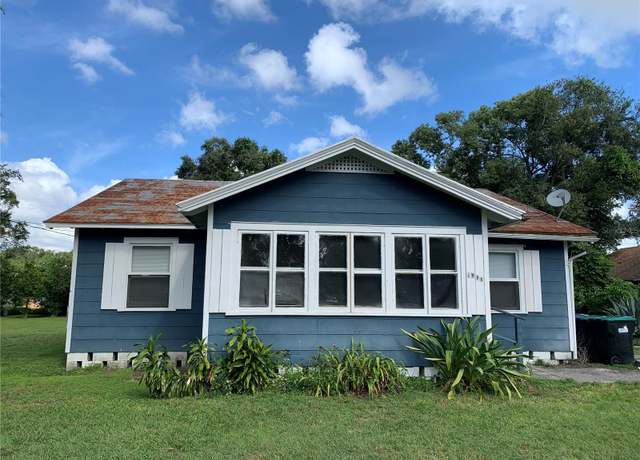 Property at 1011 26th St, Orlando, FL 32805, 3 beds, 2 baths