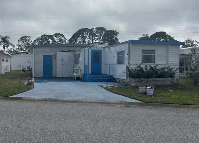 Property at 1660 Old Elm St, Sarasota, FL 34234, 2 beds, 1 bath