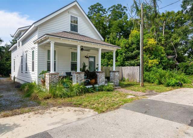 Property at 423 NW 6th Ave, Gainesville, FL 32605, 4 beds, 2.5 baths