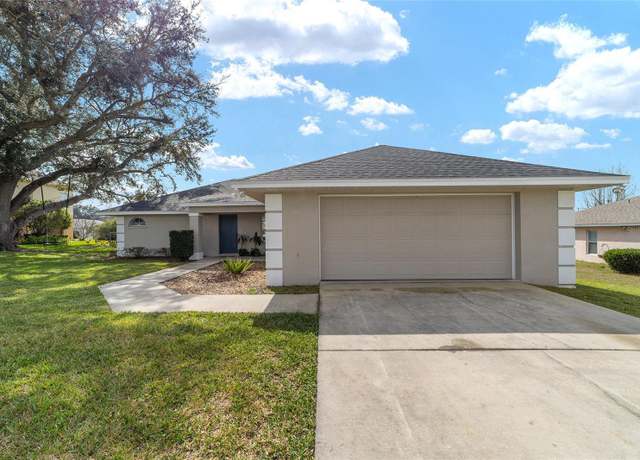 Property at 5910 SW 89th St, Ocala, FL 34476, 3 beds, 2 baths
