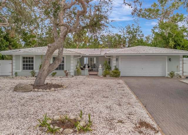 Property at 567 Venice Ln, Sarasota, FL 34242, 4 beds, 2 baths