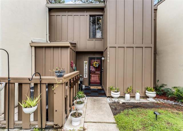 Property at 5316 Pebble Beach Dr Unit E, Orlando, FL 32811, 2 beds, 2.5 baths