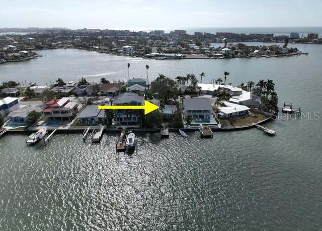 Property at 806 Bay Point Dr, Madeira Beach, FL 33708, 2 beds, 2 baths