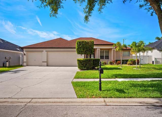 Property at 2814 Duncan Tree Cir, Valrico, FL 33594, 4 beds, 3 baths