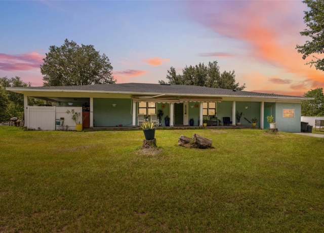 Property at 4527 Redcoat Dr, Wesley Chapel, FL 33543, 4 beds, 2 baths