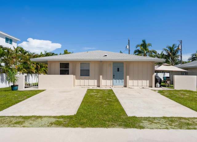 Property at 210 66th St, Holmes Beach, FL 34217, 2 beds, 2 baths