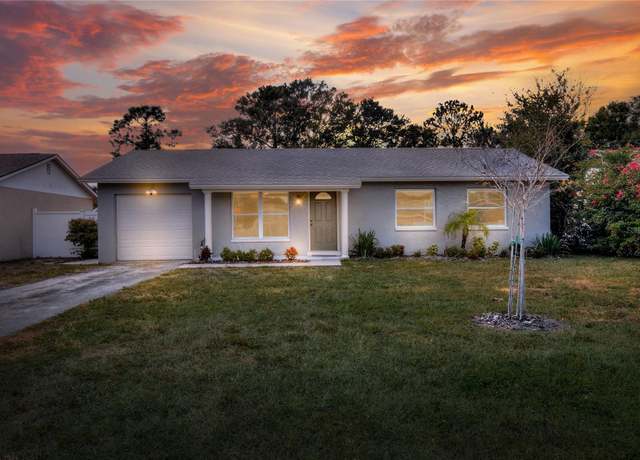 Property at 13032 Cumberland Dr, Largo, FL 33773, 4 beds, 2 baths