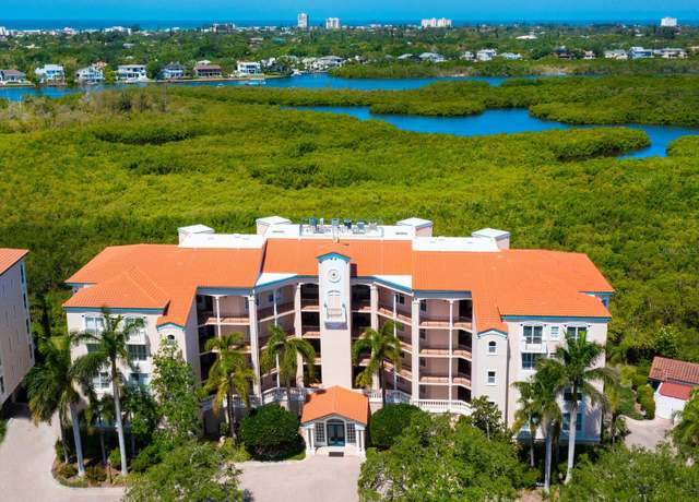 Property at 5420 Eagles Point Cir #106, Sarasota, FL 34231, 3 beds, 2 baths