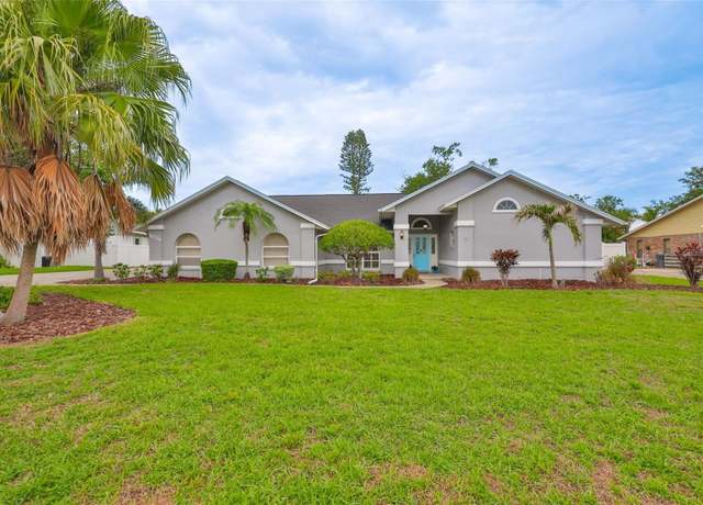 Property at 1034 Brighton Way, Lakeland, FL 33813, 4 beds, 4 baths