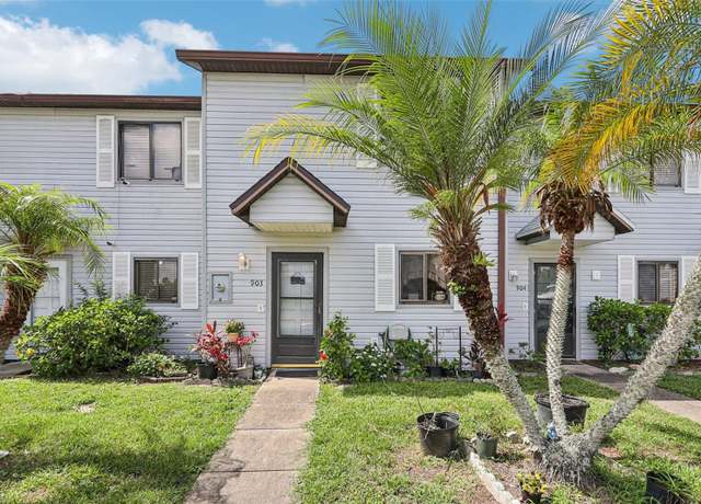 Property at 903 Deer Springs Rd, Port Orange, FL 32129, 2 beds, 2.5 baths
