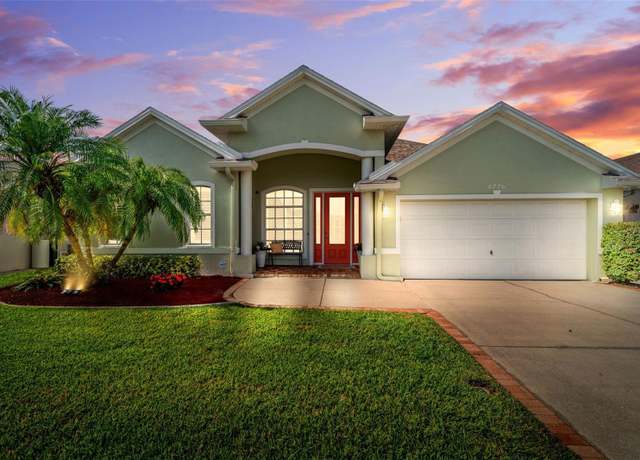 Property at 8226 Wild Oaks Cir, Largo, FL 33773, 4 beds, 2 baths