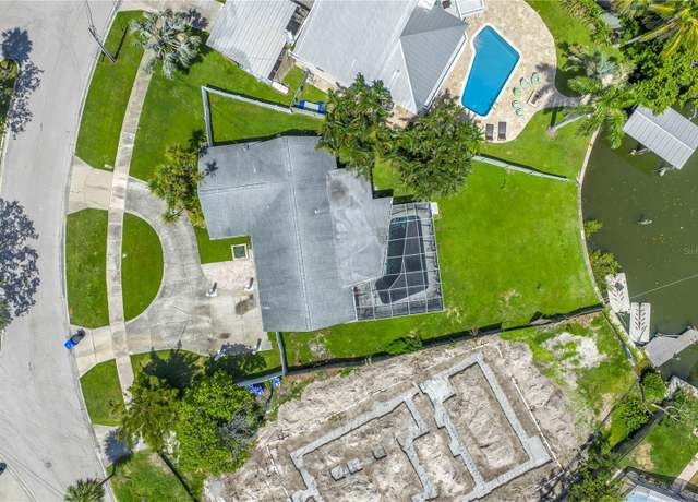 Property at 1900 Arrowhead Dr NE, St Petersburg, FL 33703, 3 beds, 2 baths