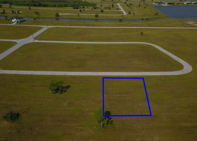 Property at 27 Cockatoo Dr, Placida, FL 33946